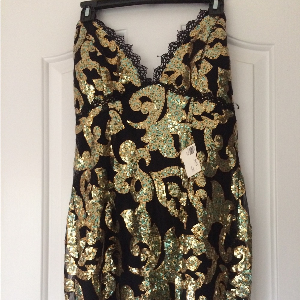 Evening sequined mini dress